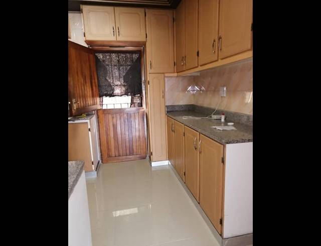 2 BEDROOM PROPERTY TO RENT IN OVERPORT